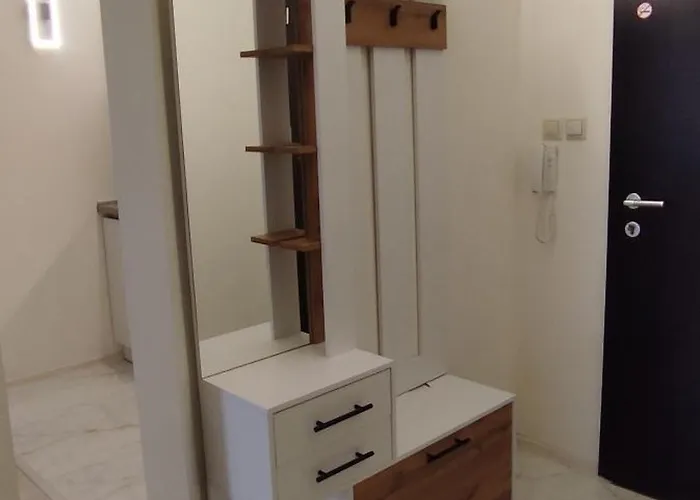 Skyline Sea View - център златни пясъци, първа линия *