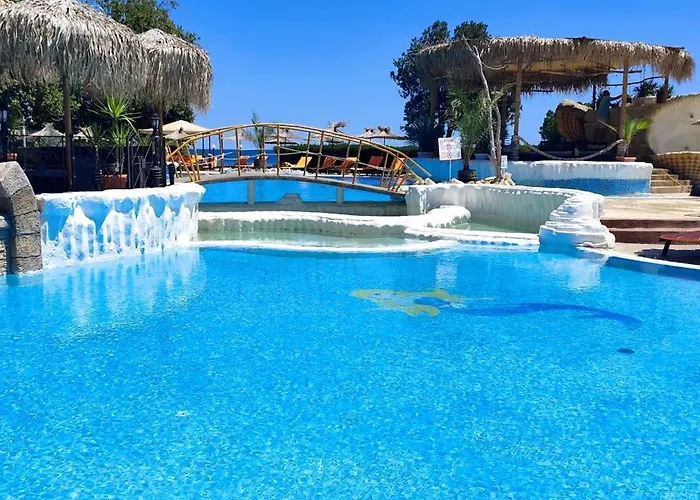 Skyline Sea View - център златни пясъци, първа линия Апартамент