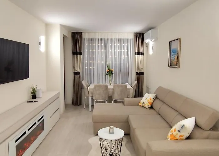 Skyline Sea View - център златни пясъци, първа линия Apartamento Golden Sands